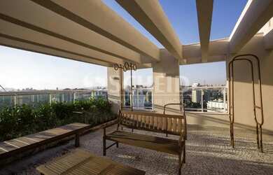 Imagem: O depósito possui 2 Vagas na garagem, 53m² de Área e está