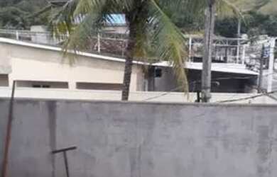 Imagem: A casa possui 1 Dormitório, 1 Banheiro, 80m² de Área e está