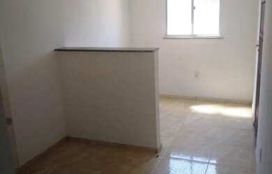 Imagem: A kitnet possui 1 Dormitório, 1 Banheiro e está localizado