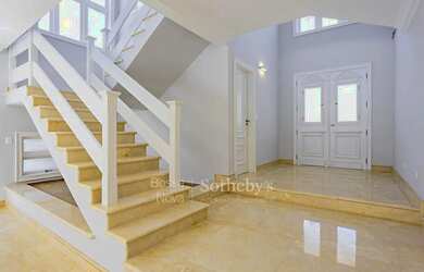 Imagem 4: Casa reformada com lazer ensolarado e ambientes integrados