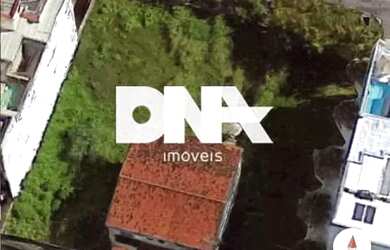 Imagem: O terreno possui 450m² de Área e está localizado em Barra