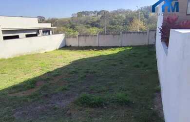 Imagem: O terreno possui 250m² de Área e está localizado em Jardim