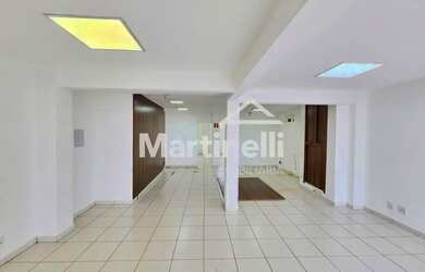 Imagem: O depósito possui 5 Vagas na garagem, 219m² de Área e está