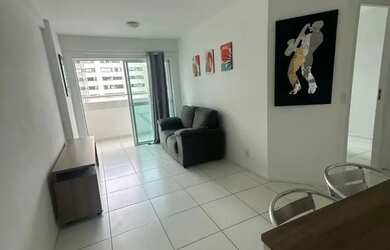 Imagem: O apartamento possui 1 Dormitório, 1 Banheiro, 1 Vaga na garagem