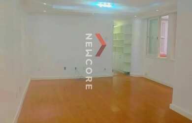 Imagem: O apartamento possui 3 Dormitórios, 2 Banheiros, 98m² de Área