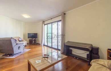 Imagem: O apartamento possui 4 Dormitórios, 5 Banheiros, 2 Vagas na