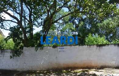 Imagem: O terreno possui 930m² de Área e está localizado em Fazenda