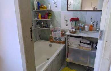 Imagem 2: Terreno com 6 casas. 360m² de Área, 1 Vaga na garageme2 Dormitórios