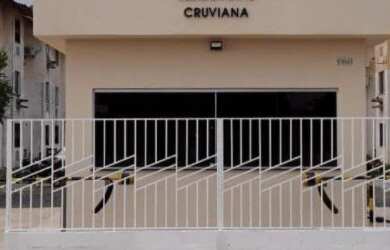 Imagem: O apartamento possui 2 Dormitórios, 1 Banheiro, 2 Vagas na