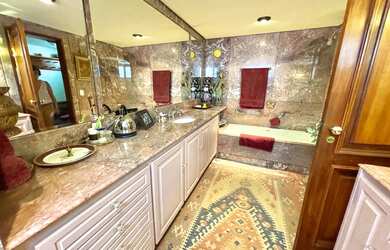 Imagem 11: Cobertura ampla na Vieira Souto - casa suspensa em frente ao mar