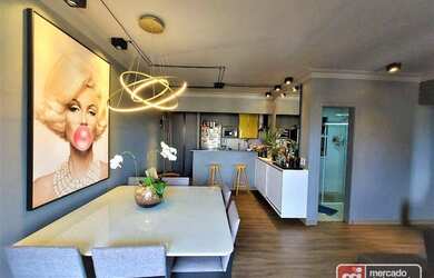 Imagem: O apartamento possui 2 Dormitórios, 2 Banheiros, 2 Vagas na