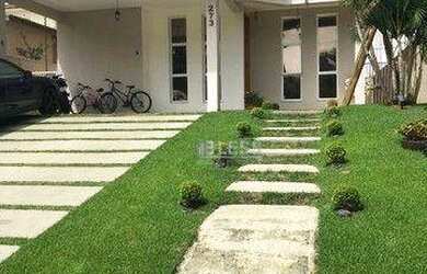 Imagem: A casa possui 3 Dormitórios, 3 Banheiros, 360m² de Área e