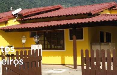 Imagem: A casa em condomínio possui 2 Dormitórios, 2 Banheiros, 2