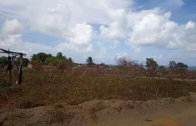 Imagem: O terreno possui 1.530m² de Área e está localizado em Mangabeira