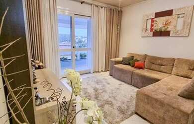 Imagem 10: Linda casa. Churrasqueira, Guarda roupa, Lareirae2 Vagas na garagem