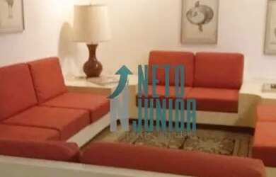 Imagem: O depósito possui 2 Vagas na garagem e 400m² de Área e está