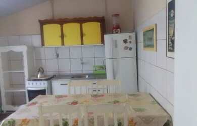 Imagem: A casa possui 1 Dormitório, 1 Banheiro, 35m² de Área e está