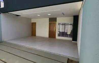 Imagem: A casa possui 3 Dormitórios, 1 Banheiro, 134m² de Área e