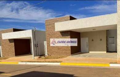 Imagem: A casa em condomínio possui 3 Dormitórios, 2 Banheiros, 2