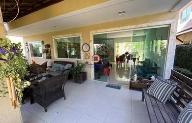 Imagem: A casa em condomínio possui 3 Dormitórios, 5 Banheiros, 180m²