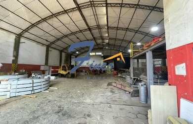 Imagem: O depósito possui 750m² de Área e está localizado em Centro