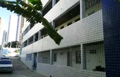 Imagem: O apartamento possui 1 Dormitório, 1 Banheiro, 1 Vaga na garagem