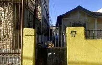 Imagem: A casa possui 2 Dormitórios, 1 Banheiro, 120m² de Área e