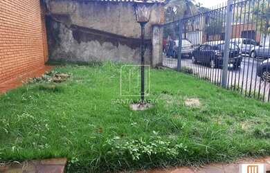 Imagem: O depósito possui 4 Vagas na garagem, 205m² de Área e está