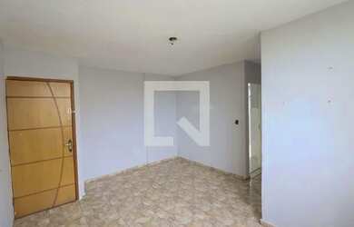 Imagem: O apartamento possui 2 Dormitórios, 1 Banheiro, 2 Vagas na