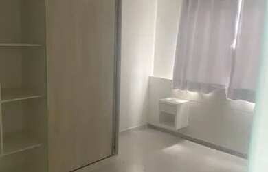 Imagem: O apartamento possui 2 Dormitórios, 2 Banheiros e está localizado