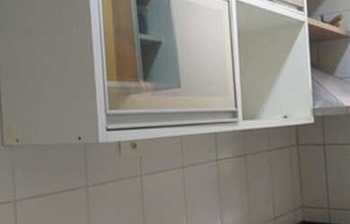 Imagem: O apartamento possui 3 Dormitórios, 1 Banheiro, 1 Vaga na garagem