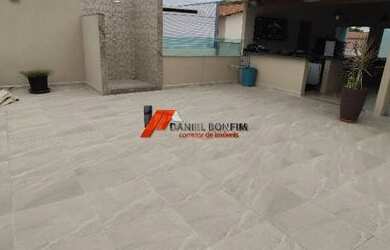 Imagem: A casa possui 4 Dormitórios, 4 Banheiros, 2 Vagas na garagem