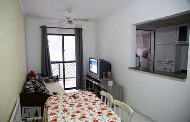 Imagem: O apartamento possui 1 Dormitório, 1 Banheiro, 1 Vaga na garagem