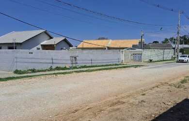 Imagem: O terreno possui 200m² de Área e está localizado em Guaraituba