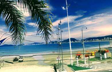 Imagem: O apartamento possui 3 Dormitórios, 2 Banheiros, 2 Vagas na