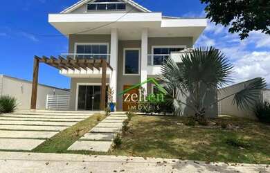 Imagem: A casa em condomínio possui 5 Dormitórios, 5 Banheiros, 2