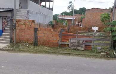 Imagem: O terreno possui 128m² de Área e está localizado em Tarumã