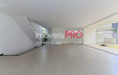 Imagem 3: Casa em condomínio fechado, 4 suítes, piscina individual no coração do Campo Belo!!!