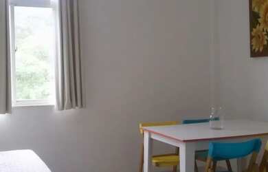 Imagem: O apartamento à venda possui 1 Dormitório e Acomodam 3 pessoas