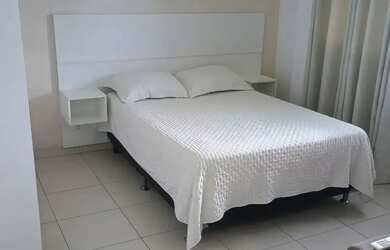 Imagem: O studio possui 1 Dormitório, 1 Banheiro, 1 Vaga na garagem