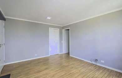 Imagem 4: Amplo e Arejado Apartamento, no Portão