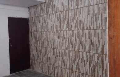 Imagem: A casa possui 2 Dormitórios, 1 Banheiro e está localizado