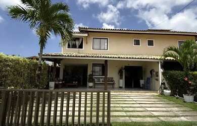 Imagem: A casa em condomínio possui 5 Dormitórios, 5 Banheiros, 2