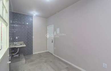 Imagem: O apartamento possui 1 Dormitório, 1 Banheiro, 3.657m² de