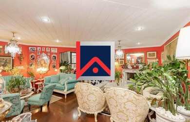 Imagem: O apartamento possui 4 Dormitórios, 2 Banheiros, 4 Vagas na