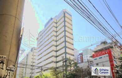 Imagem: O depósito possui 4 Vagas na garagem, 140m² de Área e está