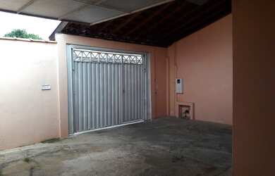 Imagem: A casa em condomínio possui 2 Dormitórios, 2 Banheiros, 2