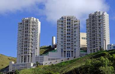 Imagem: O apartamento possui 4 Dormitórios, 5 Banheiros, 4 Vagas na