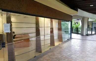 Imagem: O depósito possui 1 Vaga na garagem, 30m² de Área e está