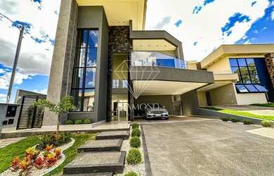 Imagem: A casa em condomínio possui 4 Dormitórios, 5 Banheiros, 3